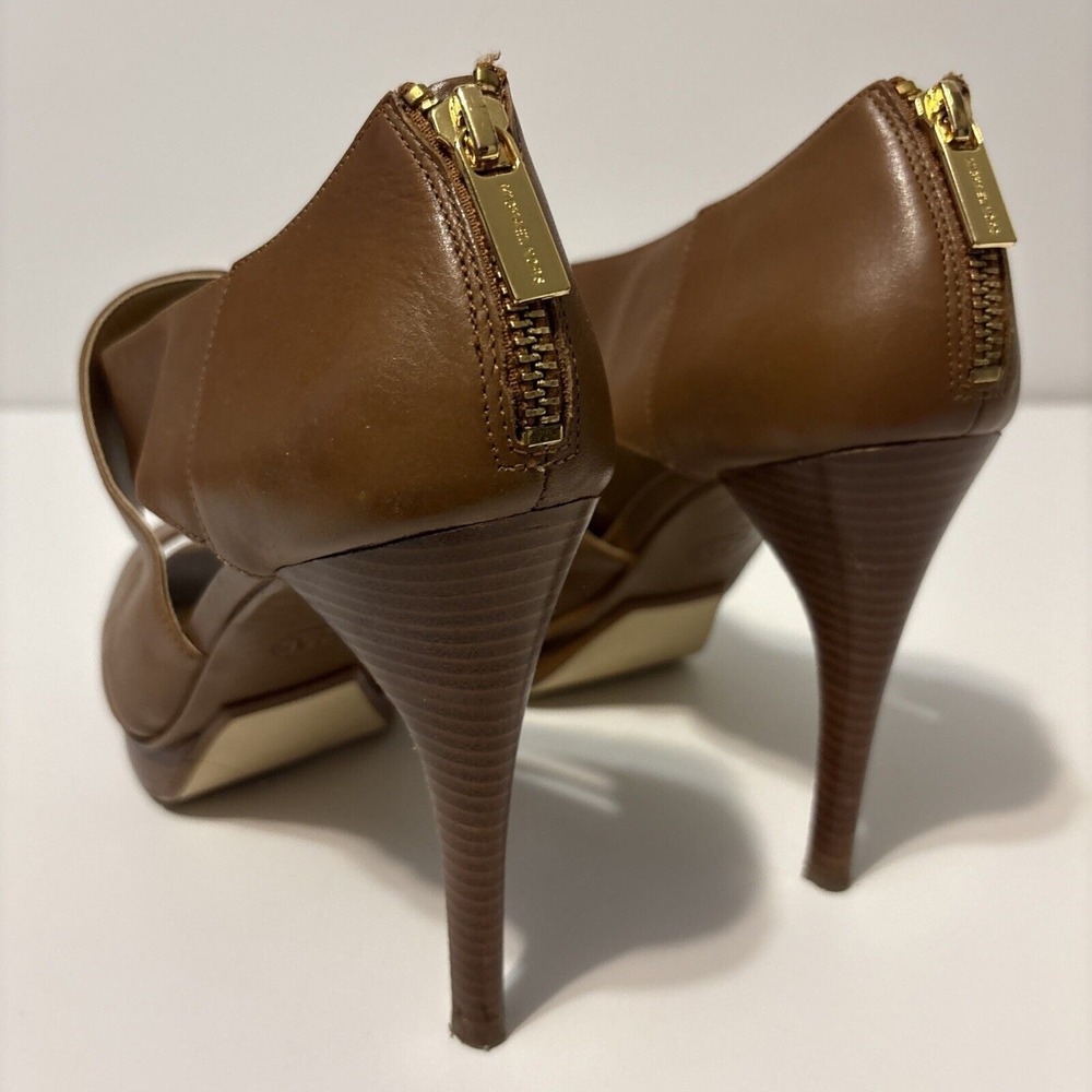 EUC MICHAEL MICHAEL KORS Brown Leather Platform‎ Sandals Heels Back Zip Size 8 M - Picture 4 of 9